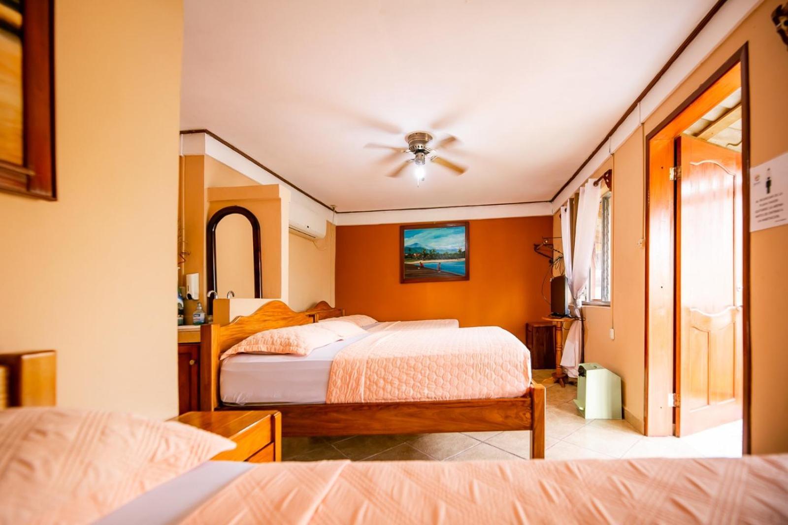 Hotel BAHÍA Tela Exteriér fotografie